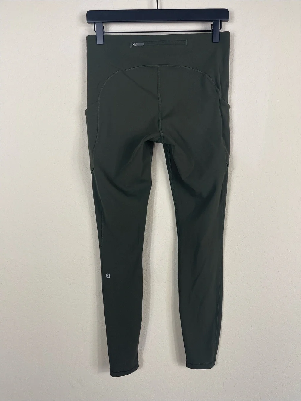 Lululemon Speed Up Tight Dark Olive Size 8